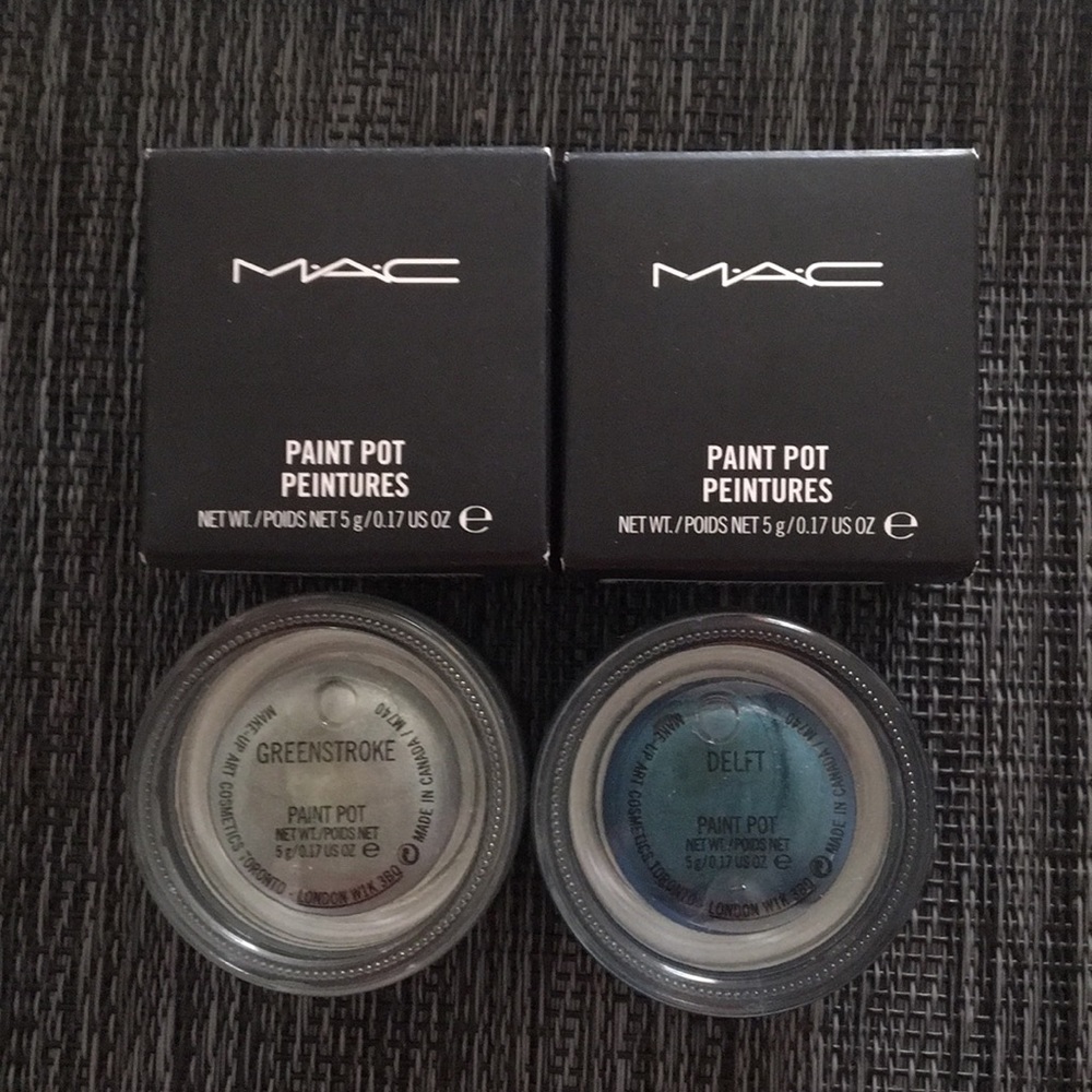MAC paint pot